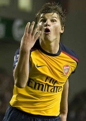 Andrey Arshavin Celebrates His Fourth Goal Against Liverpool